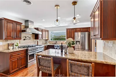 527 N Lincoln Avenue, Fullerton, CA 92831 - Photo 8