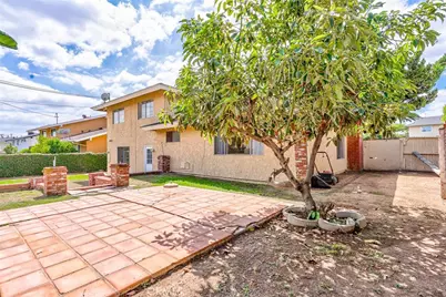 7653 Granada Drive, Buena Park, CA 90621 - Photo 16