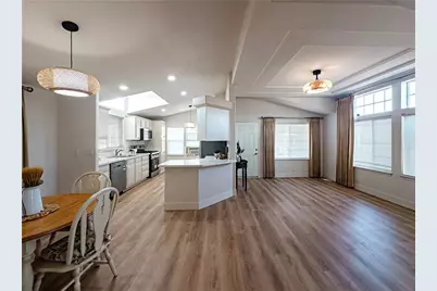 810 Eucalyptus Lane, Fountain Valley, CA 92708 - Photo 16