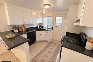 4728 Larwin Ave, Cypress, CA 90630 - Photo 6