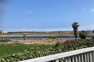 6272 E Marina View Dr, Long Beach, CA 90803 - Photo 1