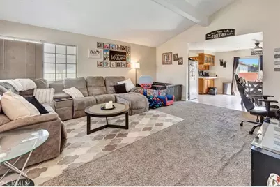 12725 Barlin Avenue, Downey, CA 90242 - Photo 8