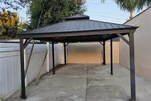 2053 W 75th St, Los Angeles, CA 90047 - Photo 40