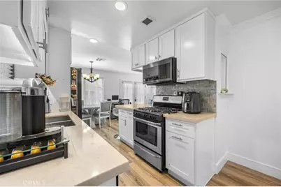122 S Portola, Tustin, CA 92780 - Photo 8