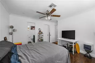 122 S Portola, Tustin, CA 92780 - Photo 14