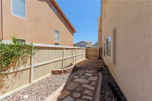 24417 Corte Sanino, Murrieta, CA 92562 - Photo 32