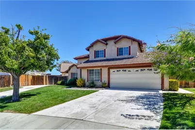 38016 Ranier, Palmdale, CA 93552 - Photo 2