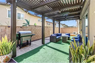 16765 Buttonwood, Fontana, CA 92336 - Photo 34