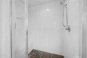 10091 Bernadette Ave, Buena Park, CA 90620 - Photo 18