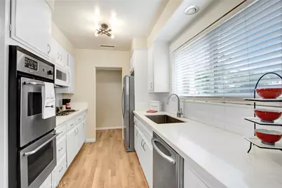 927 Alta Loma Drive, Corona, CA 92882 - Photo 16