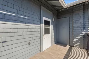 1978 Bonsallo, Los Angeles, CA 90007 - Photo 8