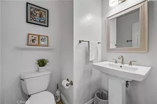 8675 Pinyon St, Buena Park, CA 90620 - Photo 18