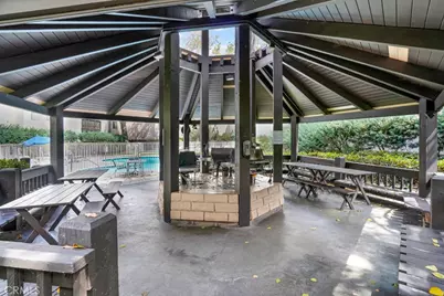 8201 Summertime, Culver City, CA 90230 - Photo 24