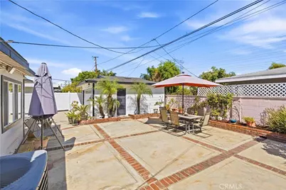 2102 Pattiz Avenue, Long Beach, CA 90815 - Photo 32