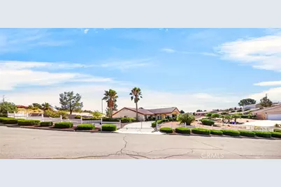 13573 Sunset Drive, Apple Valley, CA 92308 - Photo 42