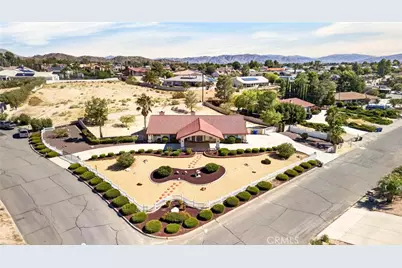 13573 Sunset Drive, Apple Valley, CA 92308 - Photo 8