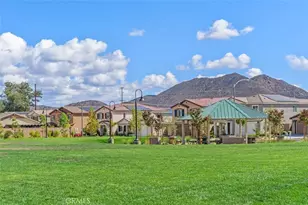 28876 Camaro Dr, Winchester, CA 92596 - Photo 34