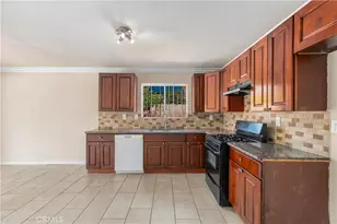 9730 Linden Ave, Bloomington, CA 92316 - Photo 4