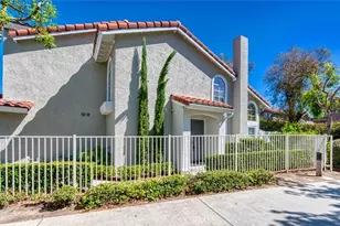 28 Wild Horse Loop, Rancho Santa Margarita, CA 92688 - Photo 4
