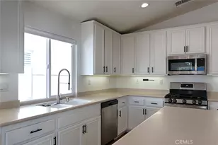 30291 Mondavi Cir, Murrieta, CA 92563 - Photo 24