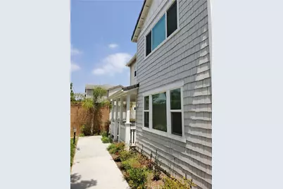 15 Gazania, Compton, CA 90221 - Photo 2