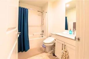 6035 Rio Bravo, Eastvale, CA 92880 - Photo 32