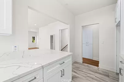 2220 Raymond, Los Angeles, CA 90007 - Photo 22