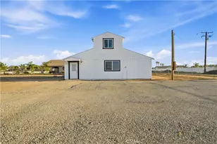 27765 Ellis Ave, Menifee, CA 92585 - Photo 4