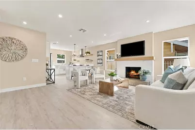 2246 Locust Avenue, Long Beach, CA 90806 - Photo 2
