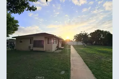 440 E 234th Walk, Carson, CA 90745 - Photo 2