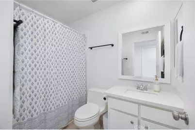 204 Springfield Avenue, Huntington Beach, CA 92648 - Photo 16