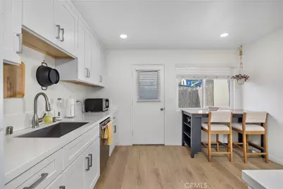 1209 Florida Street, Huntington Beach, CA 92648 - Photo 16
