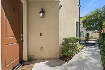 250 W Ridgewood, Long Beach, CA 90805 - Photo 4