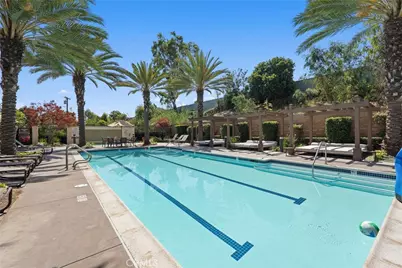 250 W Ridgewood, Long Beach, CA 90805 - Photo 38