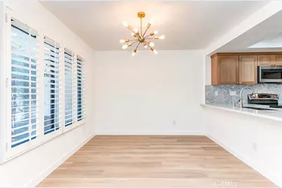 933 Creekside, Fullerton, CA 92833 - Photo 2