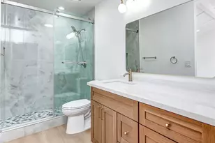 933 Creekside Dr, Fullerton, CA 92833 - Photo 12