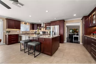 390 N Milford Road, Orange, CA 92867 - Photo 2