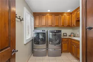 215 The Toledo, Long Beach, CA 90803 - Photo 34