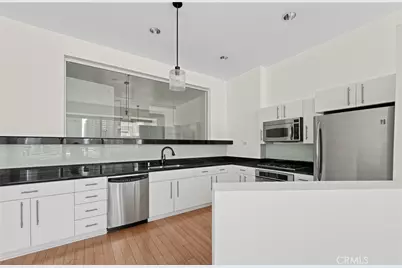 1100 Wilshire Boulevard #2207, Los Angeles, CA 90017 - Photo 16