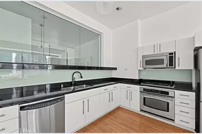 1100 Wilshire Boulevard #2207, Los Angeles, CA 90017 - Photo 20