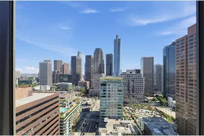 1100 Wilshire Boulevard #2207, Los Angeles, CA 90017 - Photo 2