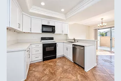 64 Ashbrook, Irvine, CA 92604 - Photo 4