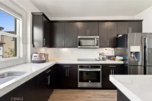 318 S Quadrilateral, Anaheim, CA 92802 - Photo 8