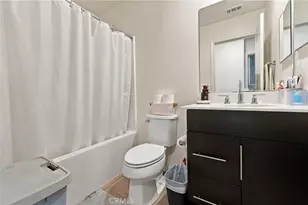 318 S Quadrilateral, Anaheim, CA 92802 - Photo 16