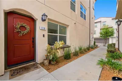 318 S Quadrilateral, Anaheim, CA 92802 - Photo 2