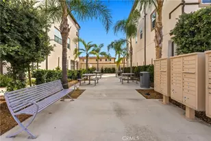 318 S Quadrilateral, Anaheim, CA 92802 - Photo 20