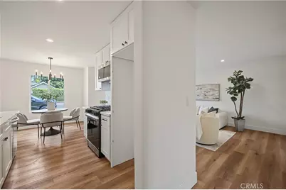 700 W La Veta Avenue #N5, Orange, CA 92868 - Photo 2