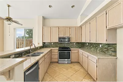 22810 Mountain Ash, Corona, CA 92883 - Photo 14