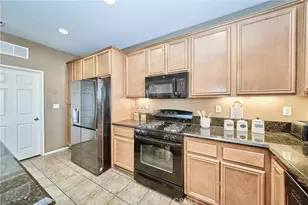 10249 Jennifer, Hesperia, CA 92345 - Photo 18