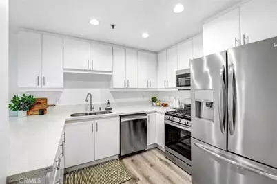 335 S Sierra Madre #203B, Pasadena, CA 91107 - Photo 1